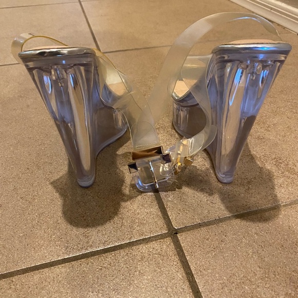 Fashion Nova Transparent and Silver Heels - Picture 5 of 6